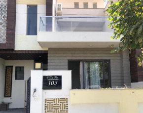 ENTIRE VILLA WITH PARKING IN POLLUTION FREE AREA